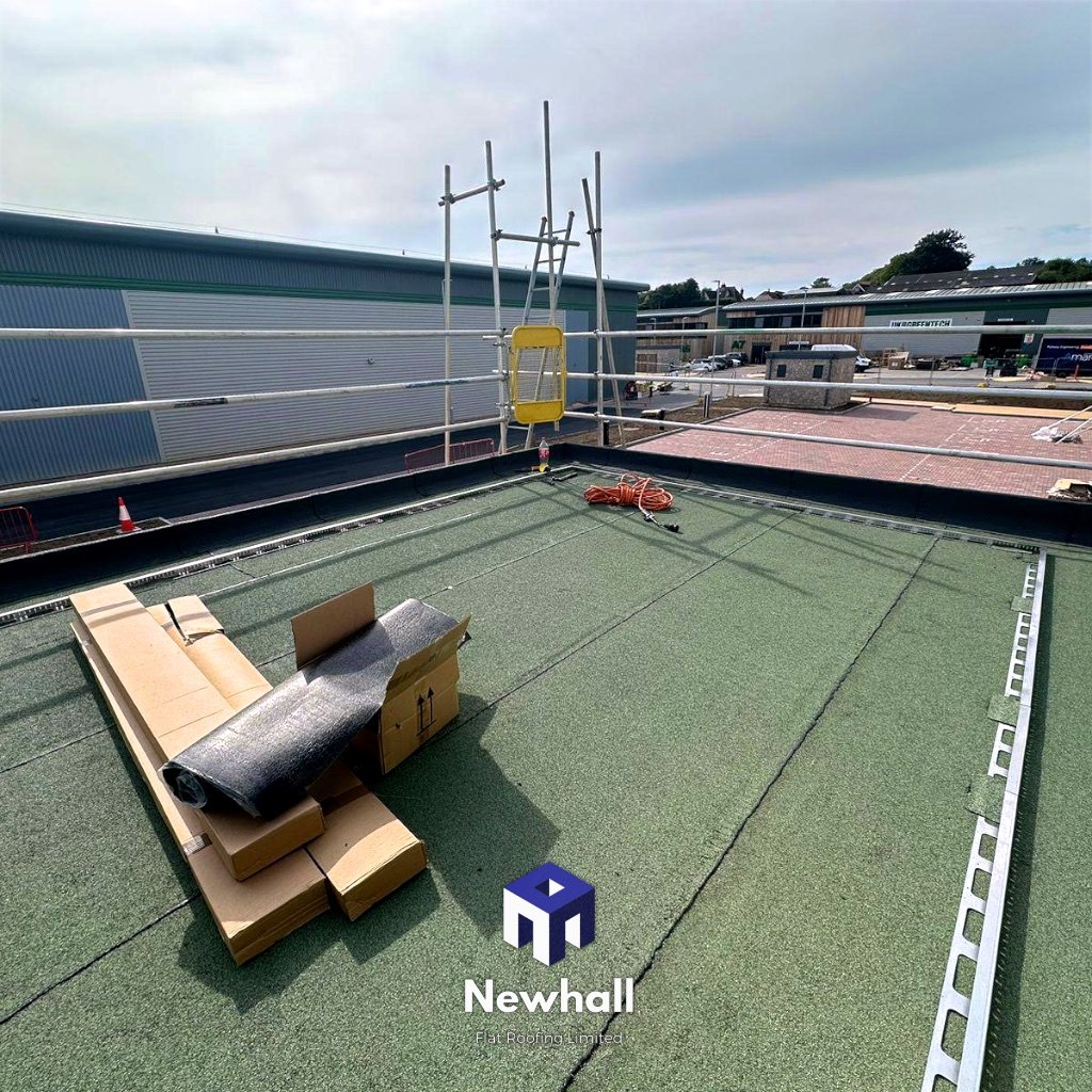 UK flat roof contractor green project